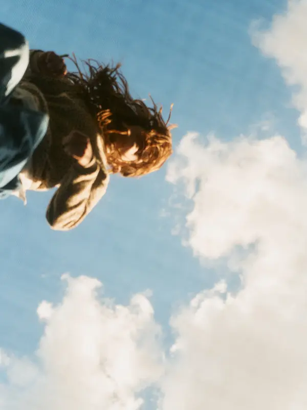 Skyward, photograph by Paul Calver